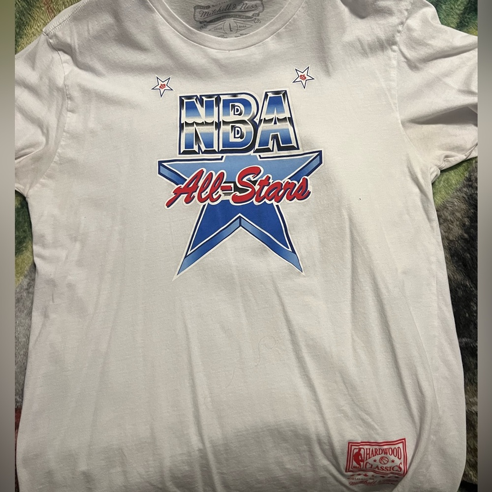 Mitchel & ness t shirt
